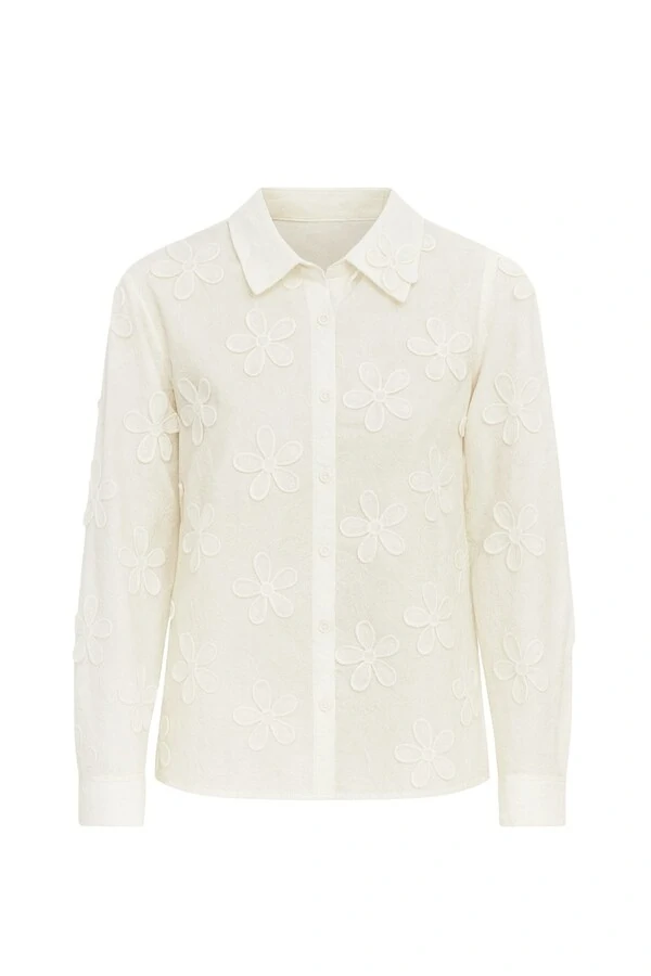 Camisa feminina em revelo floral Kwi
