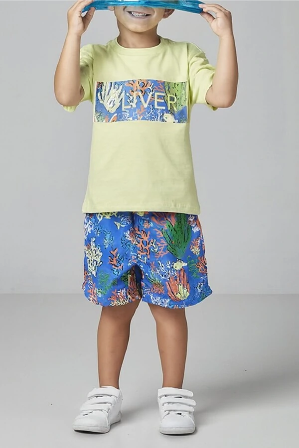 Conjunto infantil camiseta bermuda Oliver