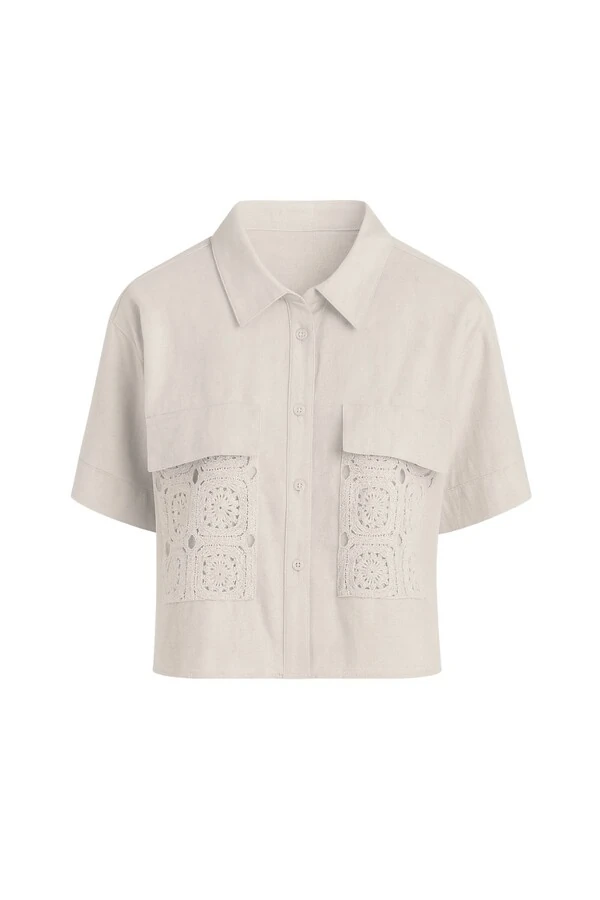 Camisa feminina com bolsos crochê Kwi