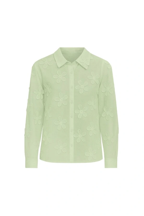 Camisa feminina em revelo floral Kwi