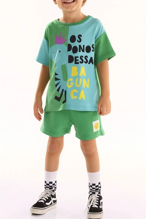 Conjunto camiseta malha bermuda moletom Três E Já