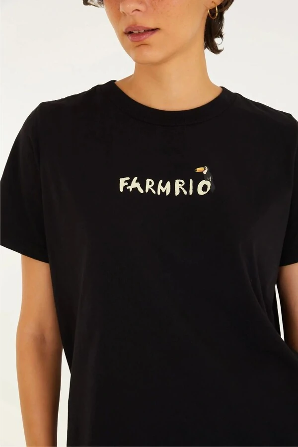 T shirt fit farmrio tucaninho preta Farm