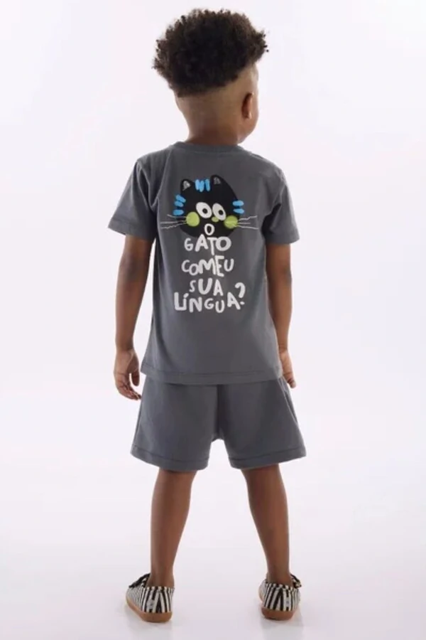 Conjunto camiseta malha e bermuda moletom sem felpa Três e Já