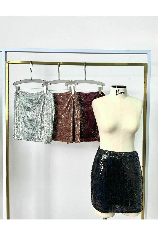 Saia curta de paete Kwi