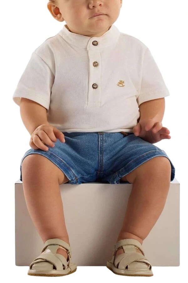 Conjunto camiseta e bermuda Up Baby