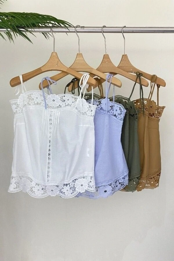Blusa alça algodão com renda Kwi