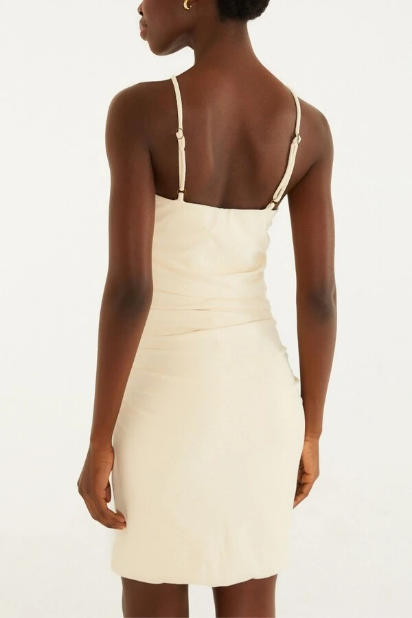 Vestido curto aviamento Farm