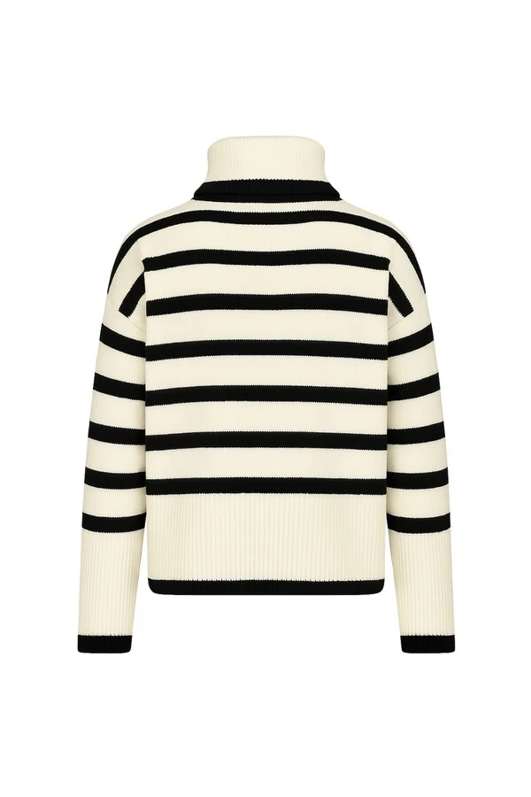 Blusa tricot listrada feminina Kwi