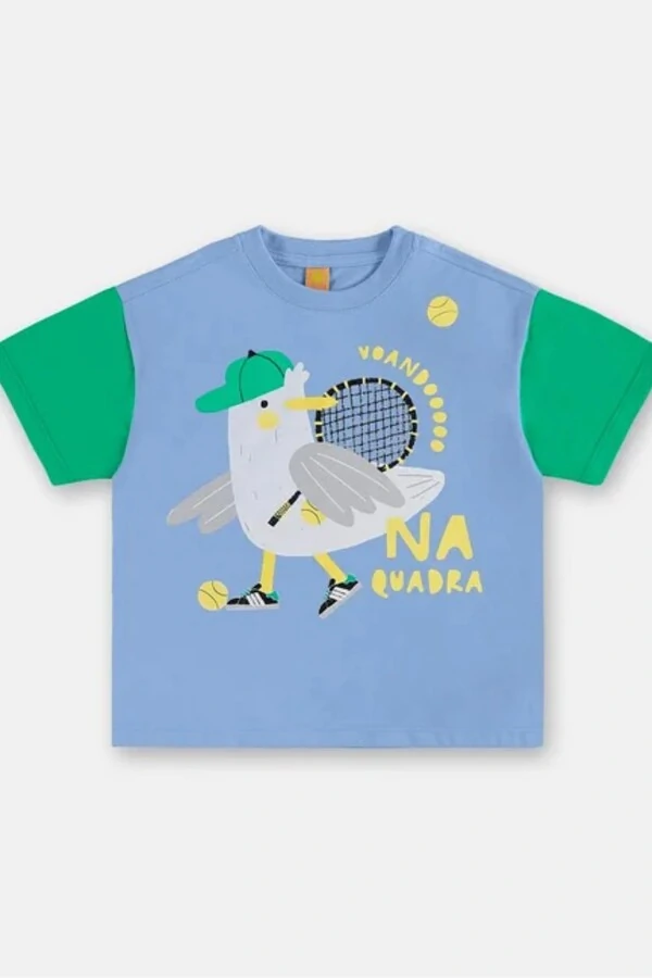 Conjunto camiseta malha e bermuda moletom Três e Já