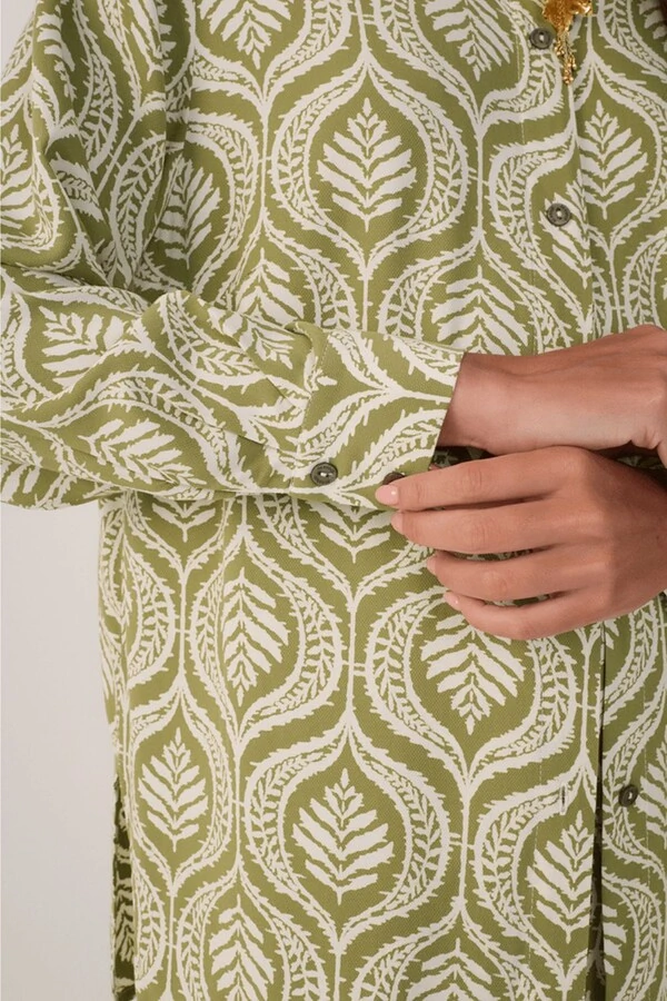 Camisa crepe estampa jardim Dress to