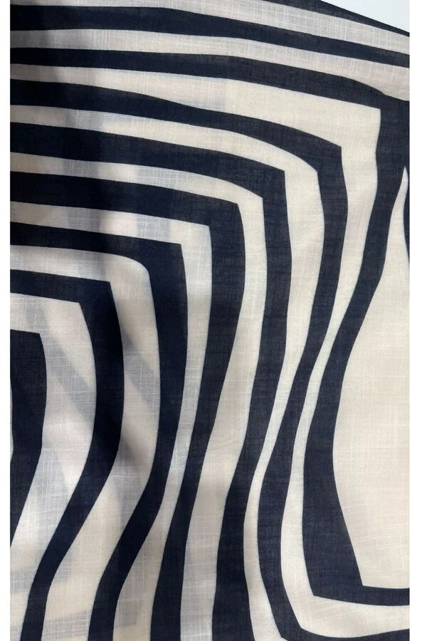 Saia midi estampada geométrica Kwi
