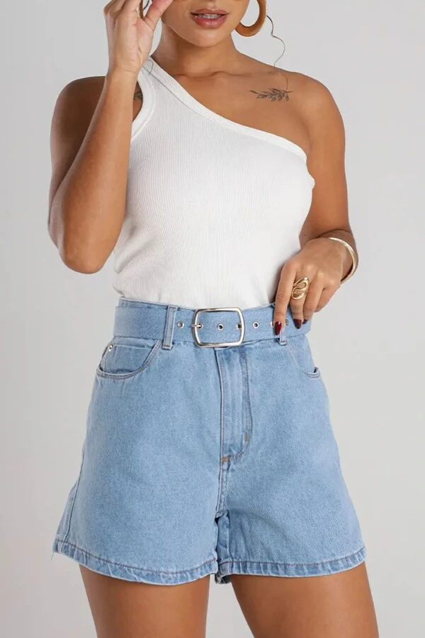 Shorts fem mom com cinto revestido Consciência Jeans