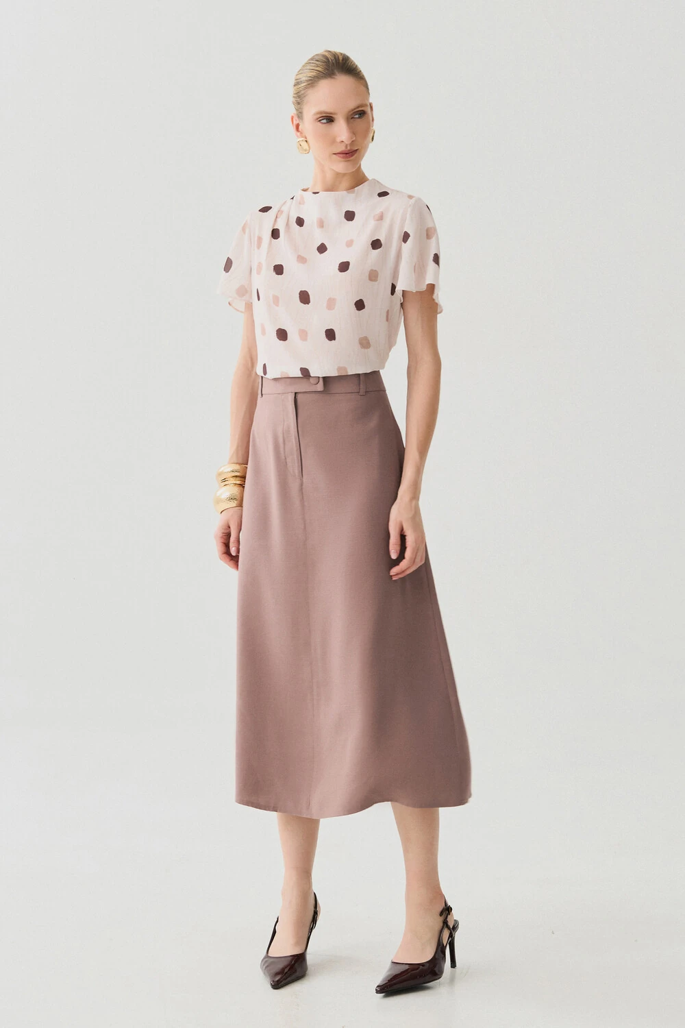 FotoSaia Midi Evasê Botão Forrado