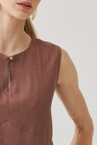 Regata Decote Gota Recortes