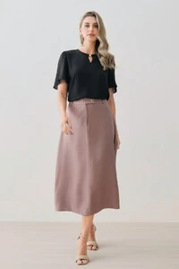 Blusa Manga Evasê Decote Vazado Gold