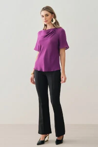 Blusa Assimétrica Manga Evasê Decote Drapeado Ombro Recorte Franzidos