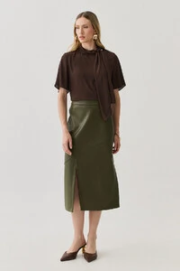 Blusa Assimétrica Gola Dobrada de Laço Ombro Esquerdo Gold Double
