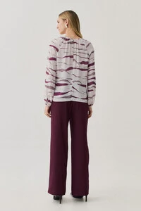 Blusa Zebra Abstrata Manga Longa Raglan Decote Franzido