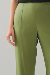 Calça Reta Nervura