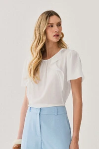 Blusa Babados