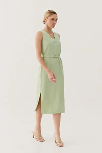 Vestido Midi Regata de Alfaiataria Decote V Recorte e Cinto Fivela