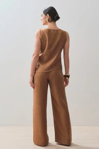 Conjunto de Risca de Giz de Regata Assimétrica Lateral Torcida e Pantalona Gold