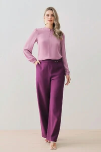 Blusa Manga Longa Punho Gola Baixa Mini Botões Triple