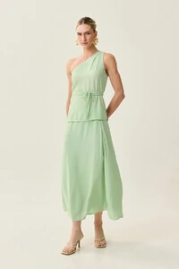 Conjunto de Blusa Regata Assimétrica Um Ombro Só Prega Cinto e Saia Midi