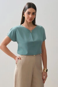 Blusa Manga Morcego Abertura Decote V Prega Gold