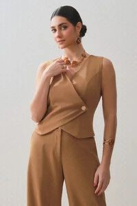Conjunto de Alfaiataria de Colete e Pantalona Gold