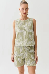 Conjunto de Algodão Bordado Folhagem de Blusa Regata Barrada e Shorts Barrado