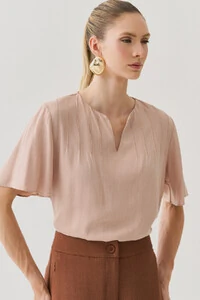 Blusa Manga Evasê Decote Cavado Nervuras