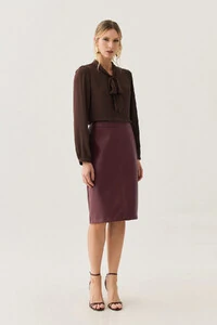 Blusa Manga Longa Punho Gola Dobrada de Laço