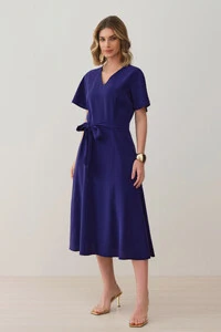 Vestido Midi Evasê Manga Abertura Decote V Cinto