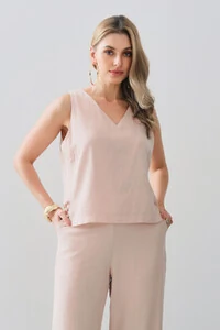 Conjunto de Blusa Regata Decote V Lateral Mini Botões Triple e Calça Reta