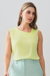 Regata Assimétrica Decote V Ombro Pregas