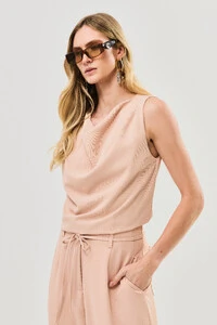 Conjunto de Alfaiataria de Regata Decote Drapeado Ombro Pregas Double e Pantalona Cinto Fino