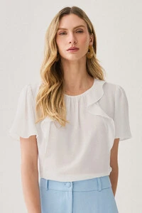 Blusa Babados