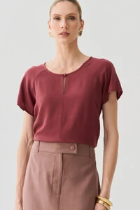 Blusa Manga Raglan Decote Gota Mini Botão Forrado