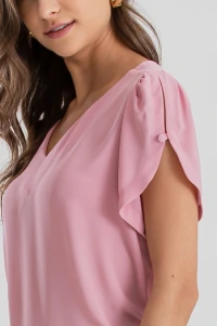Blusa manga aberta botão forrado