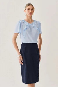Blusa Babados
