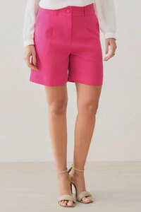 Shorts de Alfaiataria Prega Botão Forrado