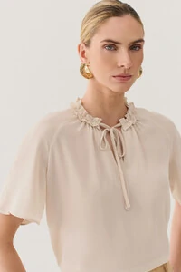 Blusa Manga Reglan Gola Babadinho Decote V Laço