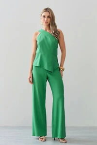 Conjunto de Blusa Regata Assimétrica Um Ombro Só Recorte Cintura e Calça Wide Leg Botão Forrado