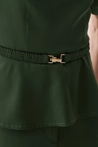 Conjunto de Blusa Crop Peplum Recorte Cinto Gold e Calça Flare Recorte