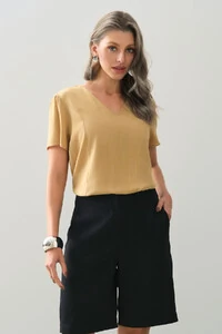 Blusa Decote V Recortes Laterais