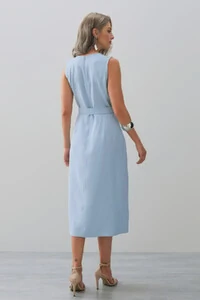 Vestido Midi Regata de Alfaiataria Recortes Cinto Fivela Forrada Fenda Frontal