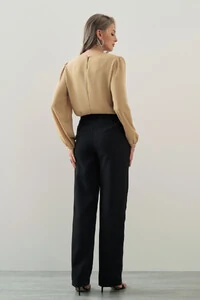 Blusa Manga Longa Ombro Recortes Double