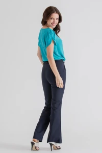 Blusa manga aberta botão forrado