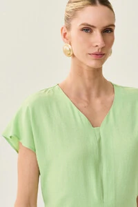 Blusa Manga Morcego Decote V Recorte